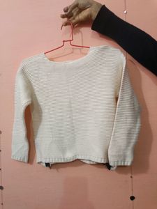 (Price Drop)New Korean Crop Woolen Sweater