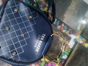 Trendy Stylish Slingbag Women Handbags