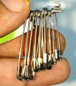 Pins unique combo/Stylish/fancy/three bunch