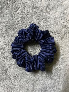 Navy blue scrunchies