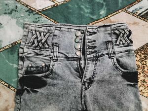 Stylish Grey Washed Jeans