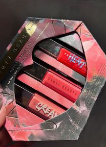 Fenty Beauty glossy posse VII Set
