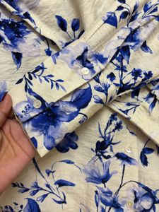 Blue Floral Print Button-Up Blouse