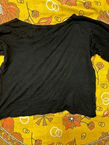Black Crop Tops