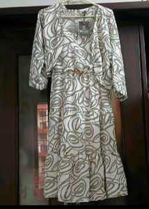 Stylish Tiered Maxi Dress with Jacket - L Size