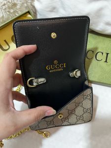 GUCCI Wallet - Classic GG Supreme Design