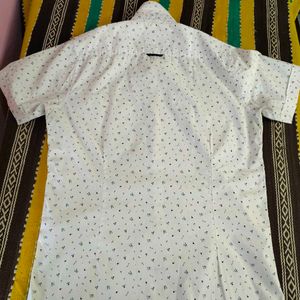 Men's White Printed half Sleeve Shirt