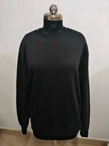 Classic Black Sweatshirt