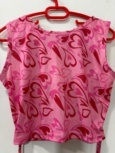 Trendy Pink Heart Print Crop Top