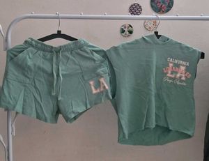 Tee with shorts FLATE SALE 149RS