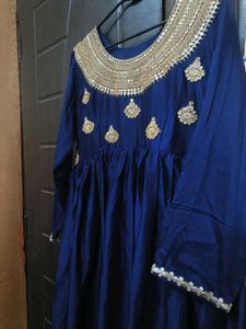 Elegant Blue Kurta with Gold Embellishments