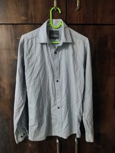 Men's Long Sleeve Button-Up Shirts