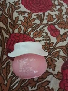 Spray And Retinol Cream