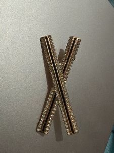 Sparkling "XX" Hair Clips