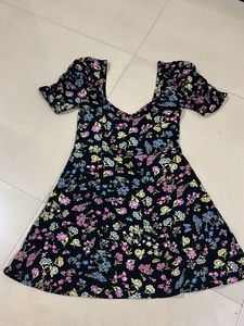 Chic Floral Print Mini Dress