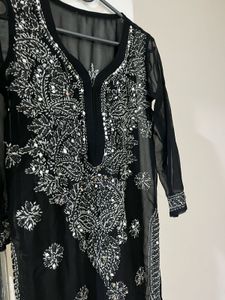 Black Embroidered Kurta