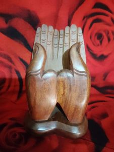 Wooden Hands Phone Holder