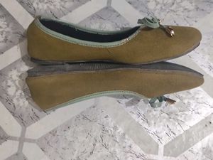 Comfort Olive Ballet Flats with Bow Detail