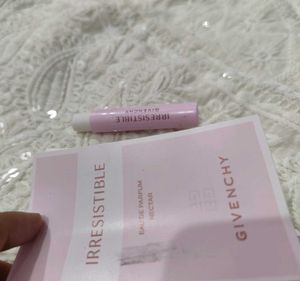 Givenchy Irresistible Eau de Parfum Sample