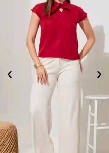 With tag Chic Red Cut-Out Neck Top