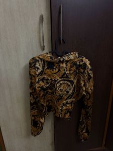 Nefs Finds paisley Print Tie-Front Crop Top