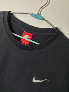 Vintage Nike Style Black T-Shirt