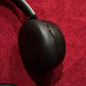 Black over-ear Y2K Headphones-