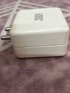 Realme VOOC Flash Charger
