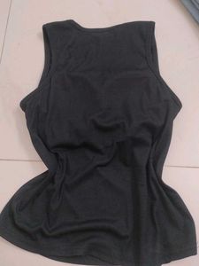 Sleek Black padded Sleeveless Tank Top