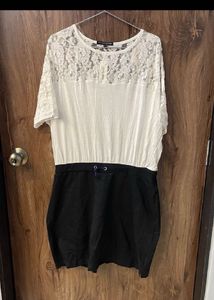 Lace Detail Casual Dress