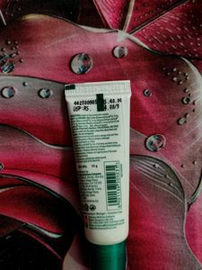 Lotus Face Wash &amp; Himalaya lip bam