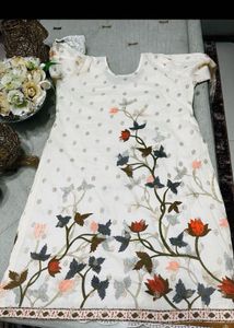Elegant White Kurta Set with Floral Print