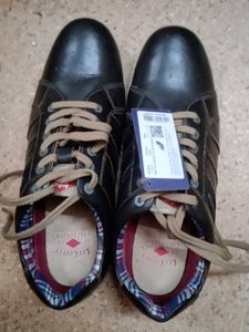 Lee Cooper Leather Casual Shoes fixed price size 4