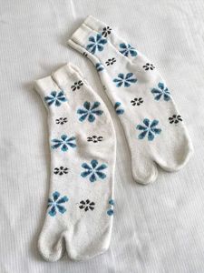 Floral Tabi Socks 🧦