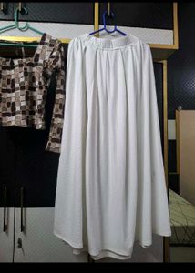 Stylish Printed Crop Top &amp; White Skirt Set