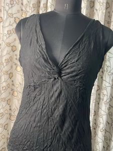 Chic Black V-Neck Ruched Tank Top