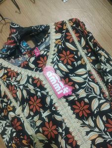 Pakistani Stylish Printed Kurta set