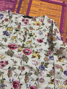 Floral Print Kurta with Lace Detailing