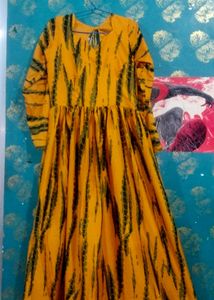 Vibrant Yellow &amp; Black Tie-Dye Gown