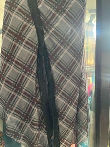 Chic Plaid Midi Dress with Lace Trim