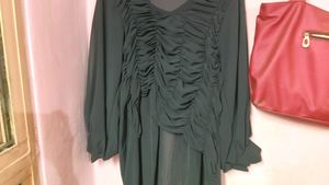 New Never Worn Stylish Top