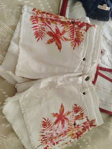 Ginger White Fringed Shorts with Tropical Print