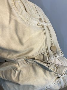 Women's Beige Cropped Pants