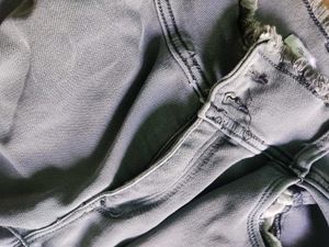 Light Wash Distressed Jeans