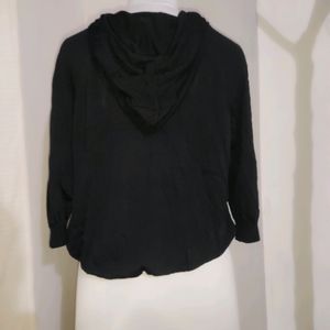 Black Cropped Graphic Hoodie