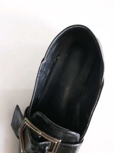 Chic Black Buckle Loafers- Size 37