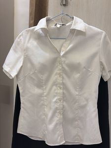 Classic White Shirt &amp; Black Pants(com