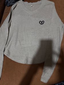 Gray V-Neck Long Sleeve Top