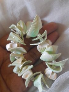BEACHY SHELL BRACELET 🏖 🐚
