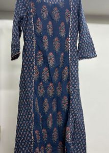Beautiful Blue Floral Print Kurta size L